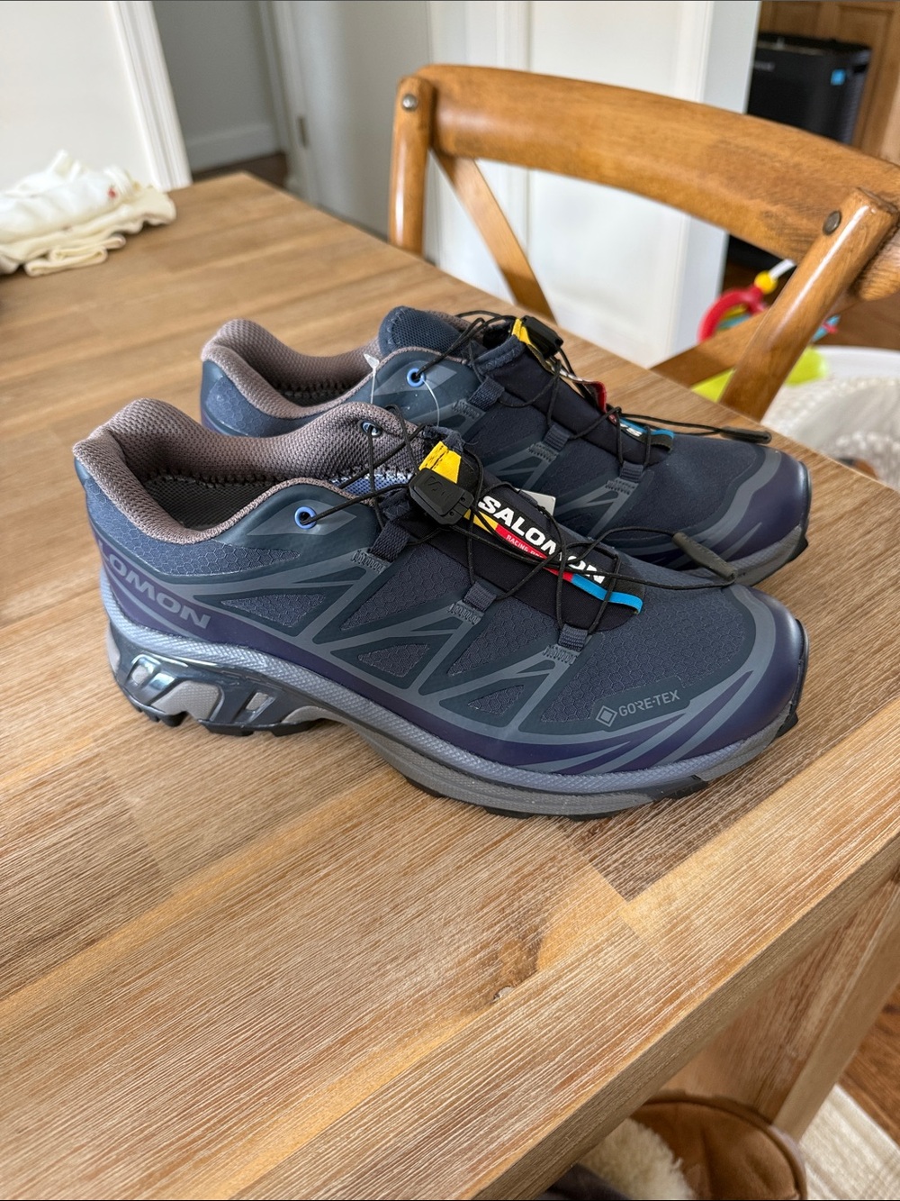 Women’s Salomon XT6 Gortex Sneakers in size 7